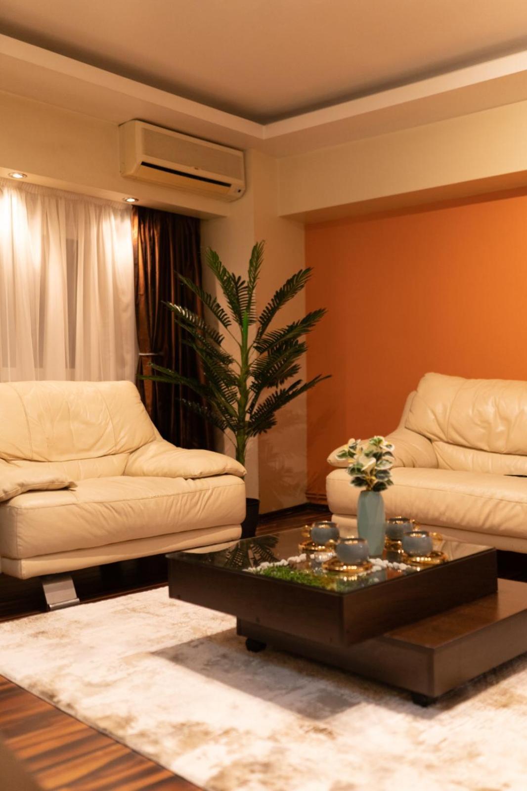4 Rooms Unirii 47 Bucureşti Exterior foto